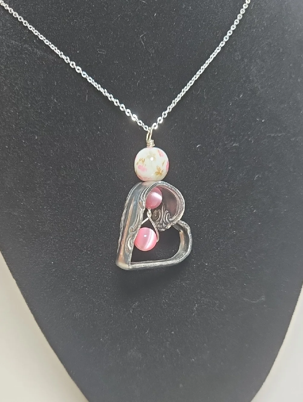 Handmade Vintage Spoon Heart Bead Necklace - Picture 3 of 7